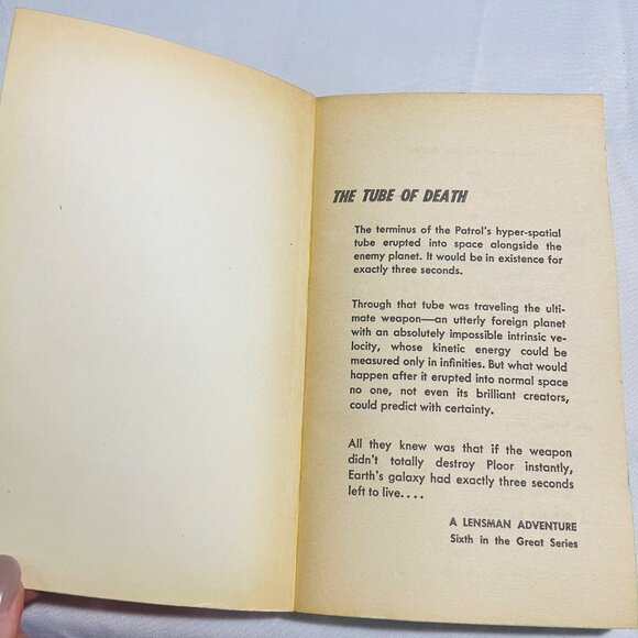 E.E. Doc Smith Children Of The Lens Pyramid Sci-Fi Paperback Book - Picture 4 of 6